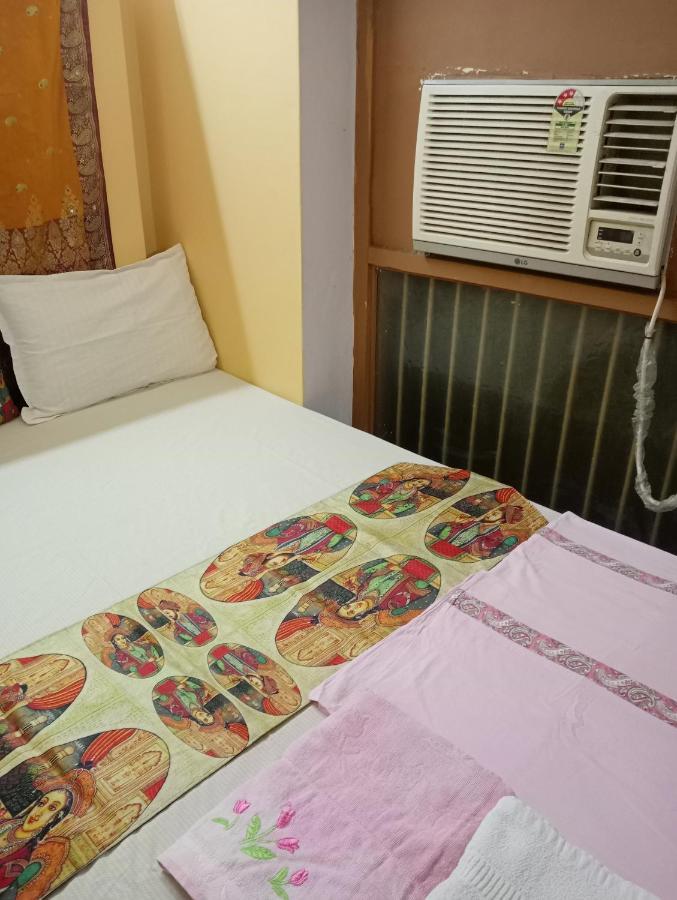 Shiva Inn Varanasi Exteriör bild