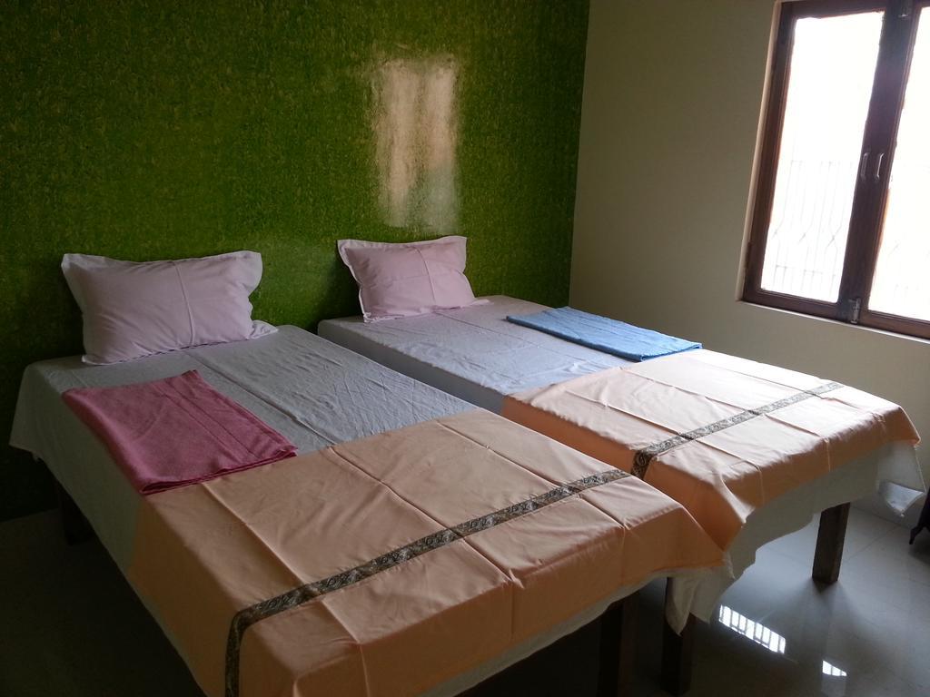Shiva Inn Varanasi Exteriör bild