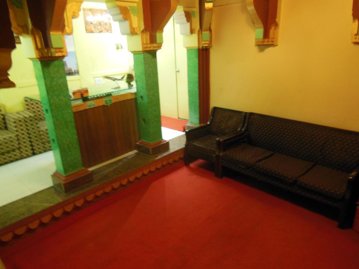 Shiva Inn Varanasi Exteriör bild